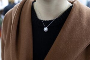amazing modern pearl pendant
