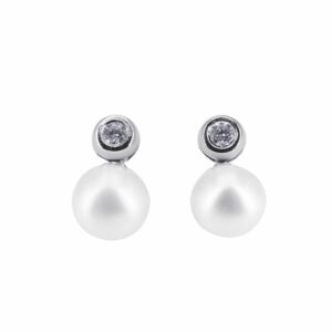 elegant pearl earrings